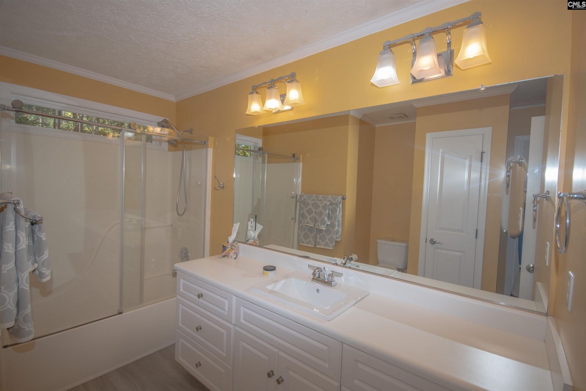 138 Erica Court  Photo 39