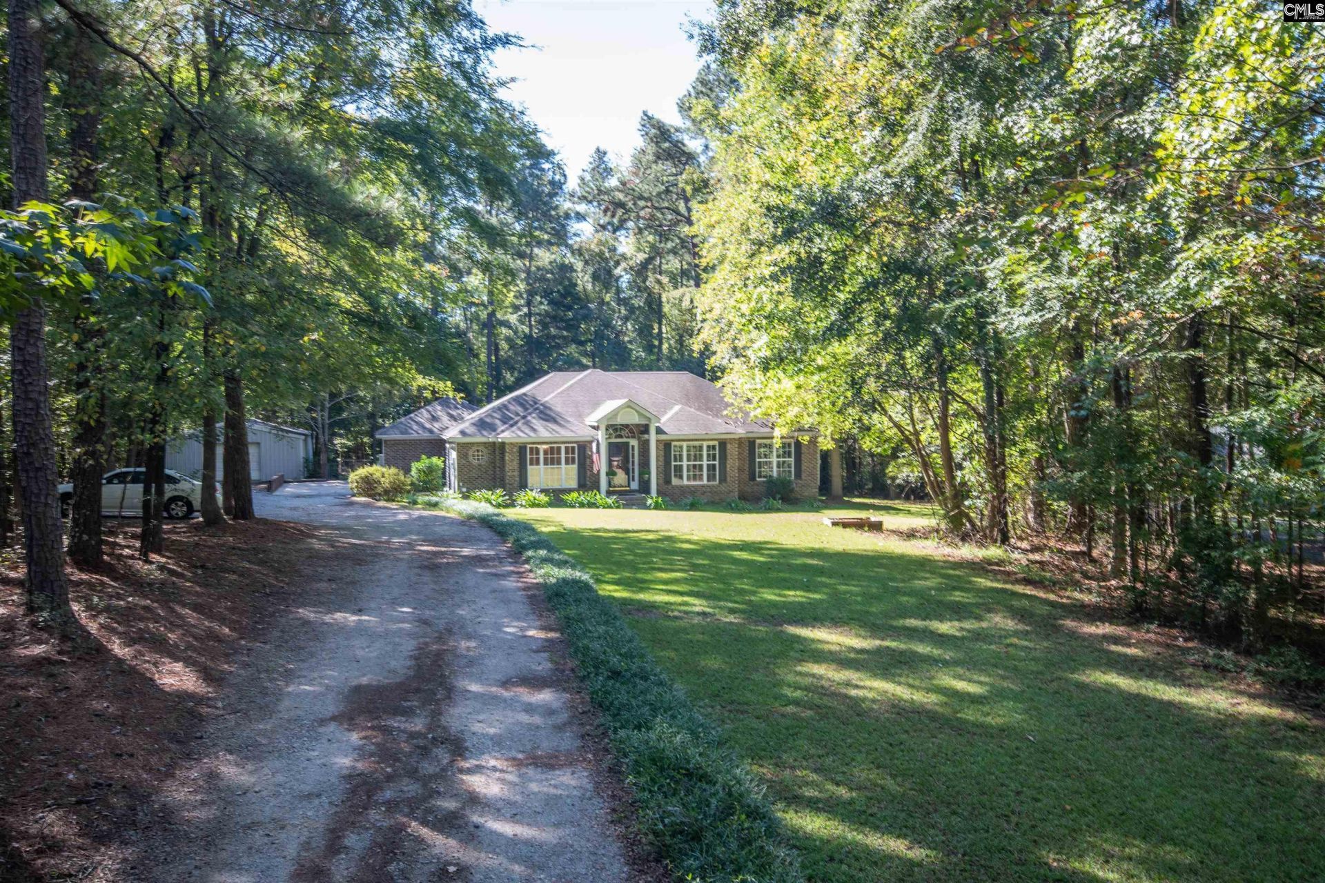 138 Erica Court  Photo 4