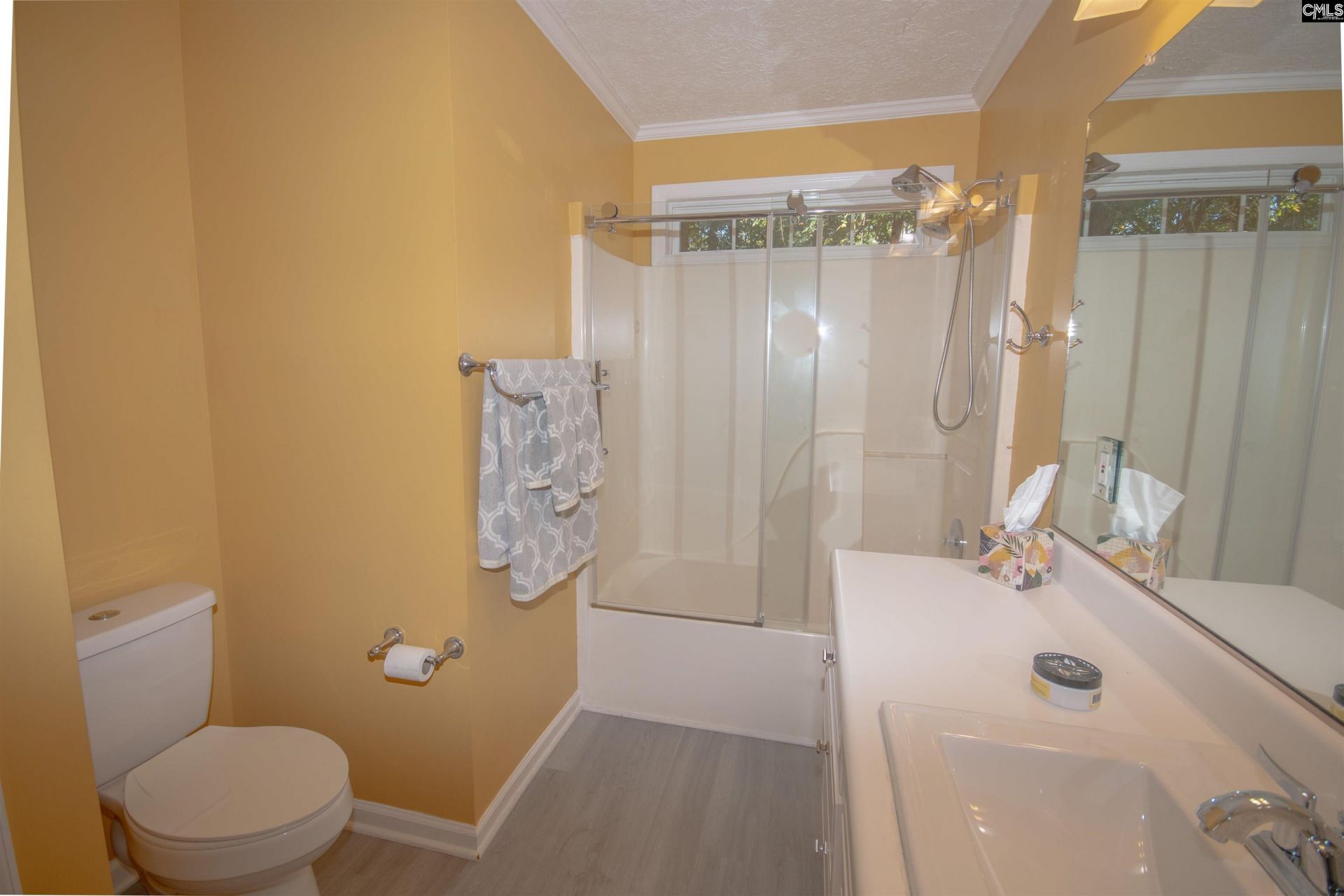 138 Erica Court  Photo 40