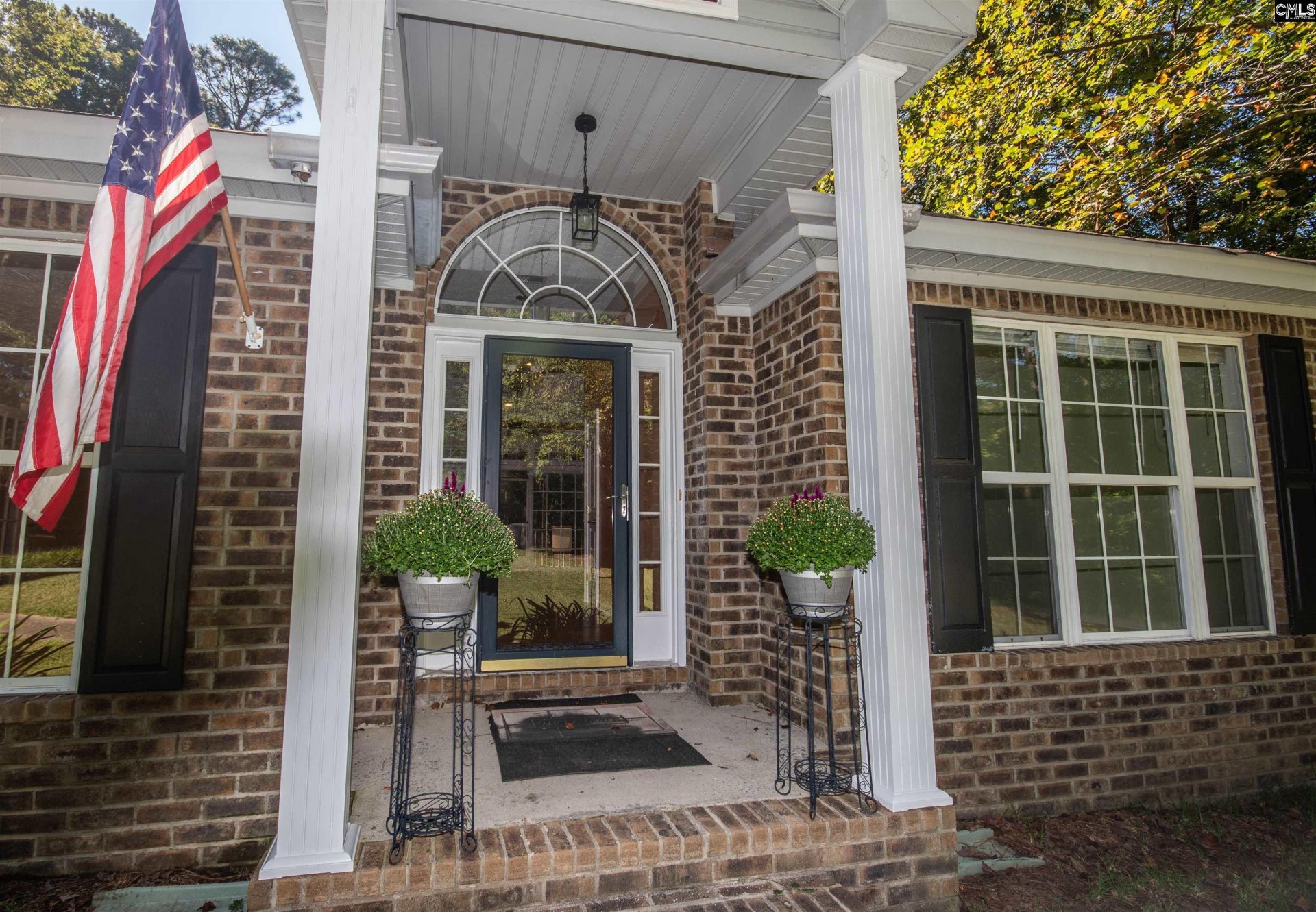 138 Erica Court  Photo 6