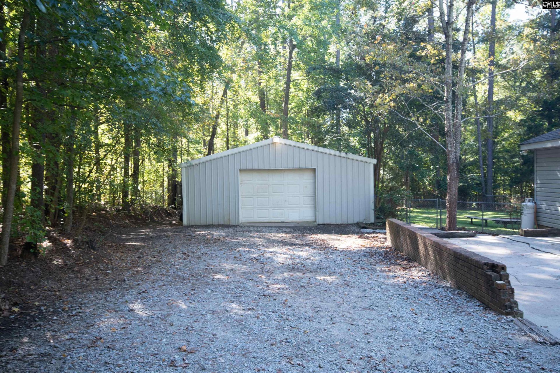 138 Erica Court  Photo 9