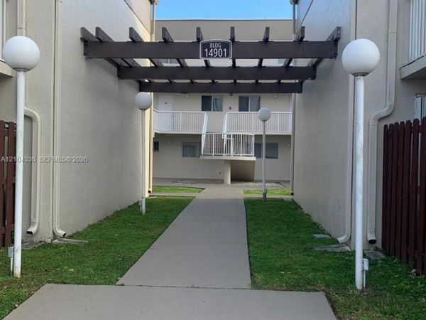 14901 SW 80th St , Unit 111, Miami, FL 33193