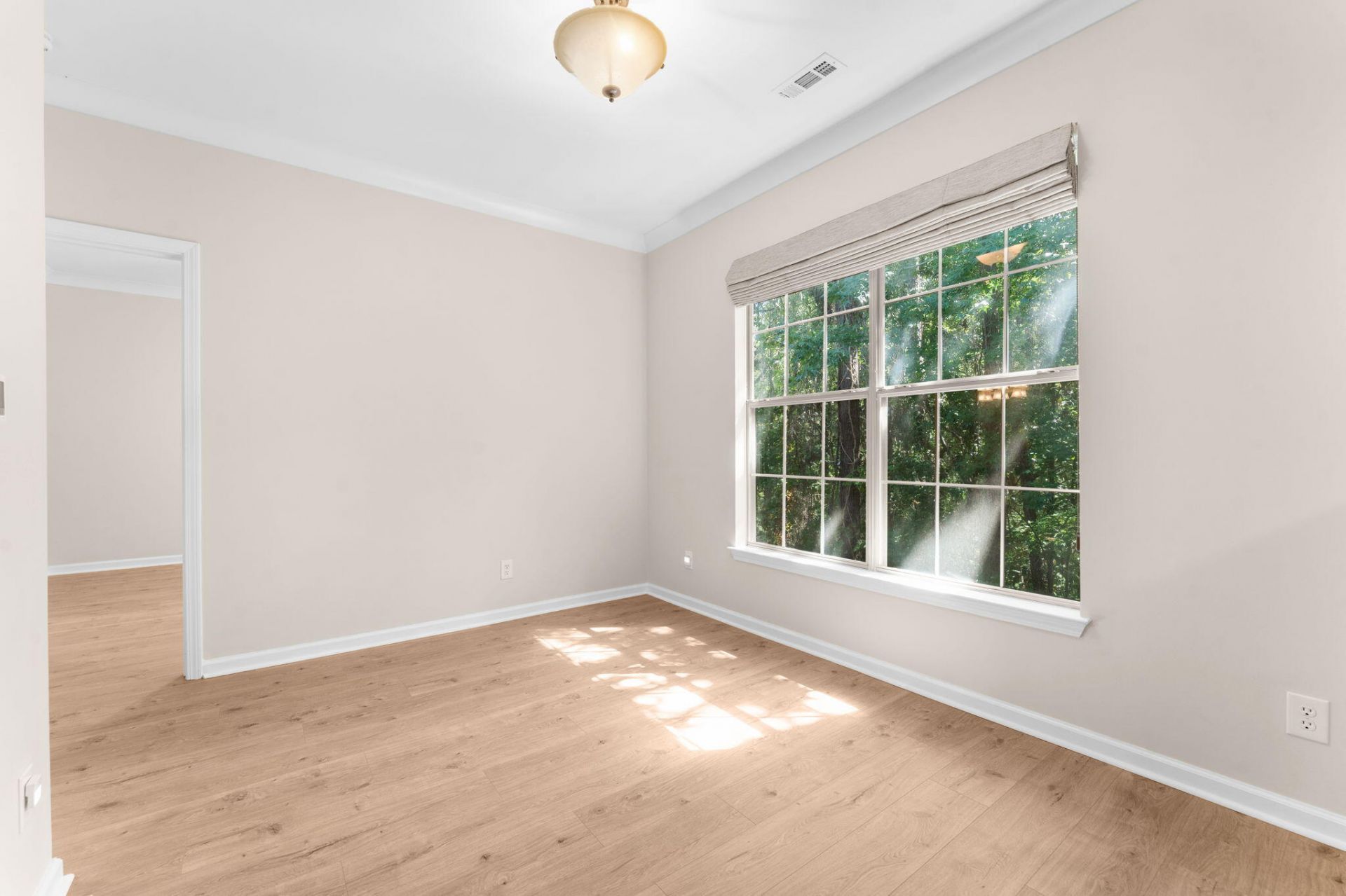 1600 Long Grove Drive Photo 20