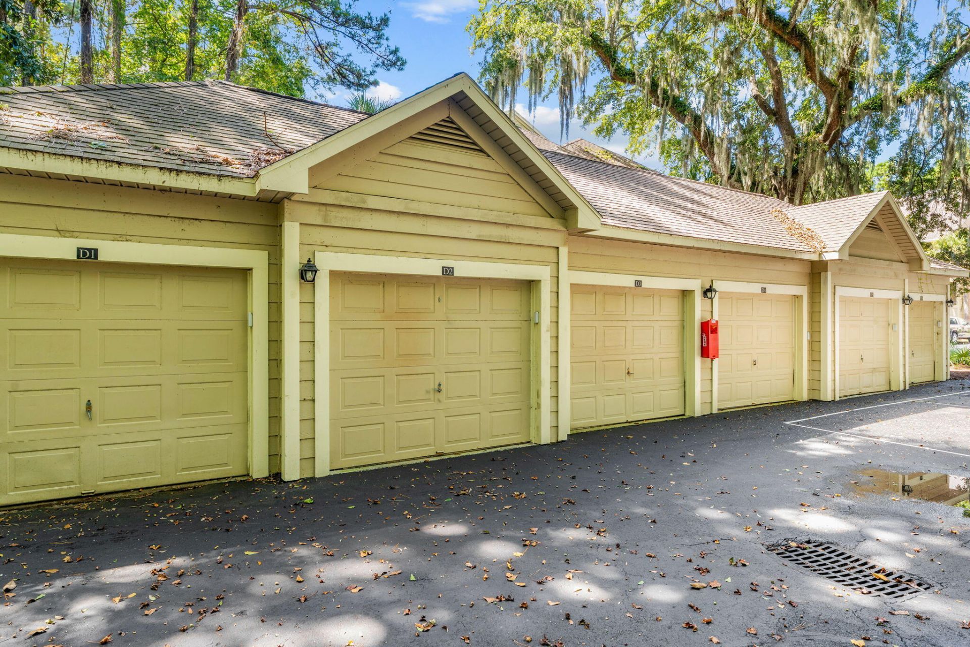 1600 Long Grove Drive Photo 33