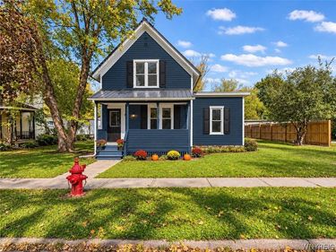 32 Mechanic Street, Angelica, NY 14709