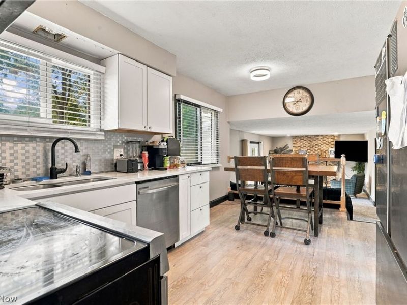 10060 Ridgewood Drive, Twinsburg, OH 44087 Photo 11