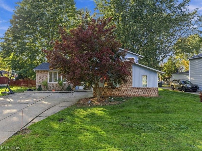 10060 Ridgewood Drive, Twinsburg, OH 44087 Photo 2
