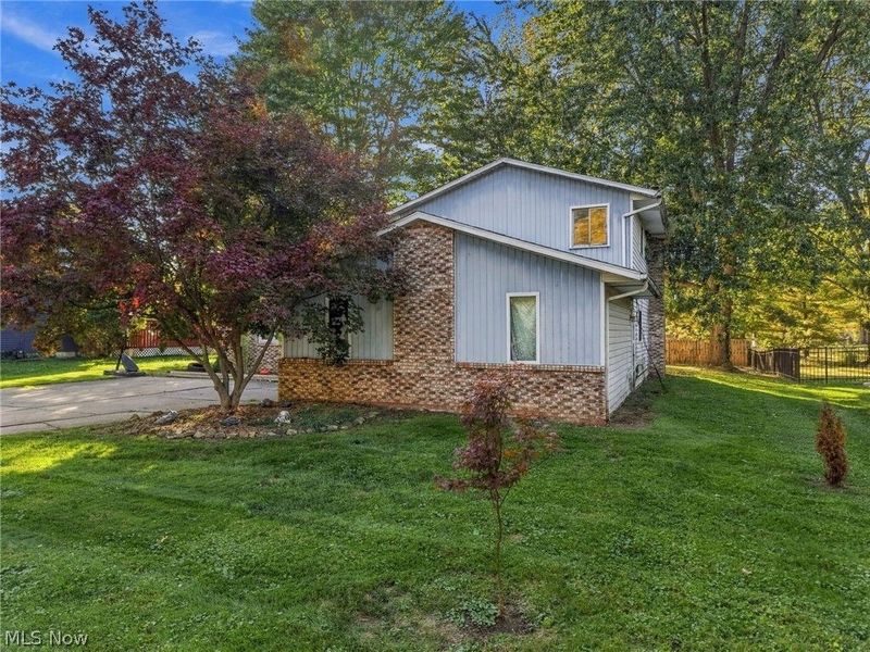 10060 Ridgewood Drive, Twinsburg, OH 44087 Photo 3