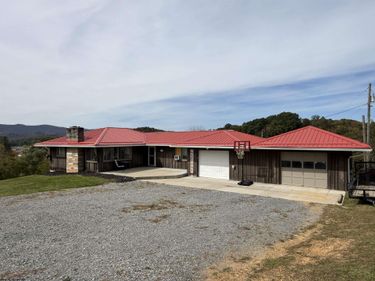 43 Gwendolyn Drive, Elkins, WV 26241