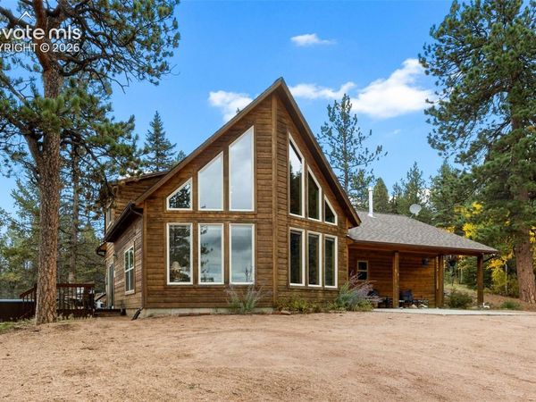 324 Celtic Run, Florissant, CO 80816