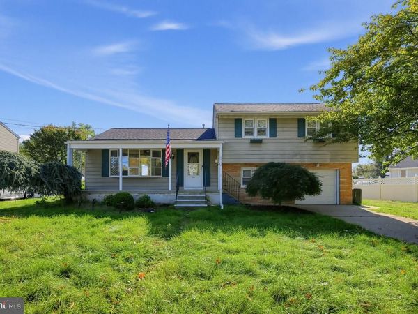 4 ROSLYN ROAD, TRENTON, NJ 08610