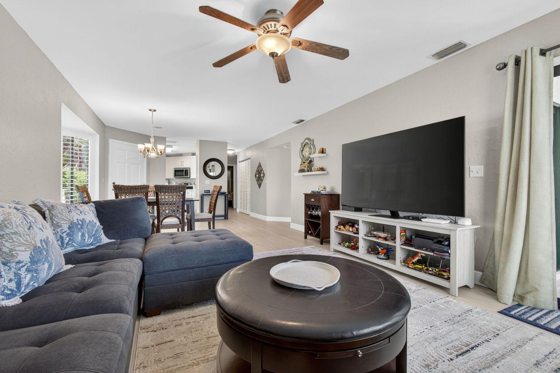 406 Harbour Pointe Way, Greenacres, FL 33413 Photo