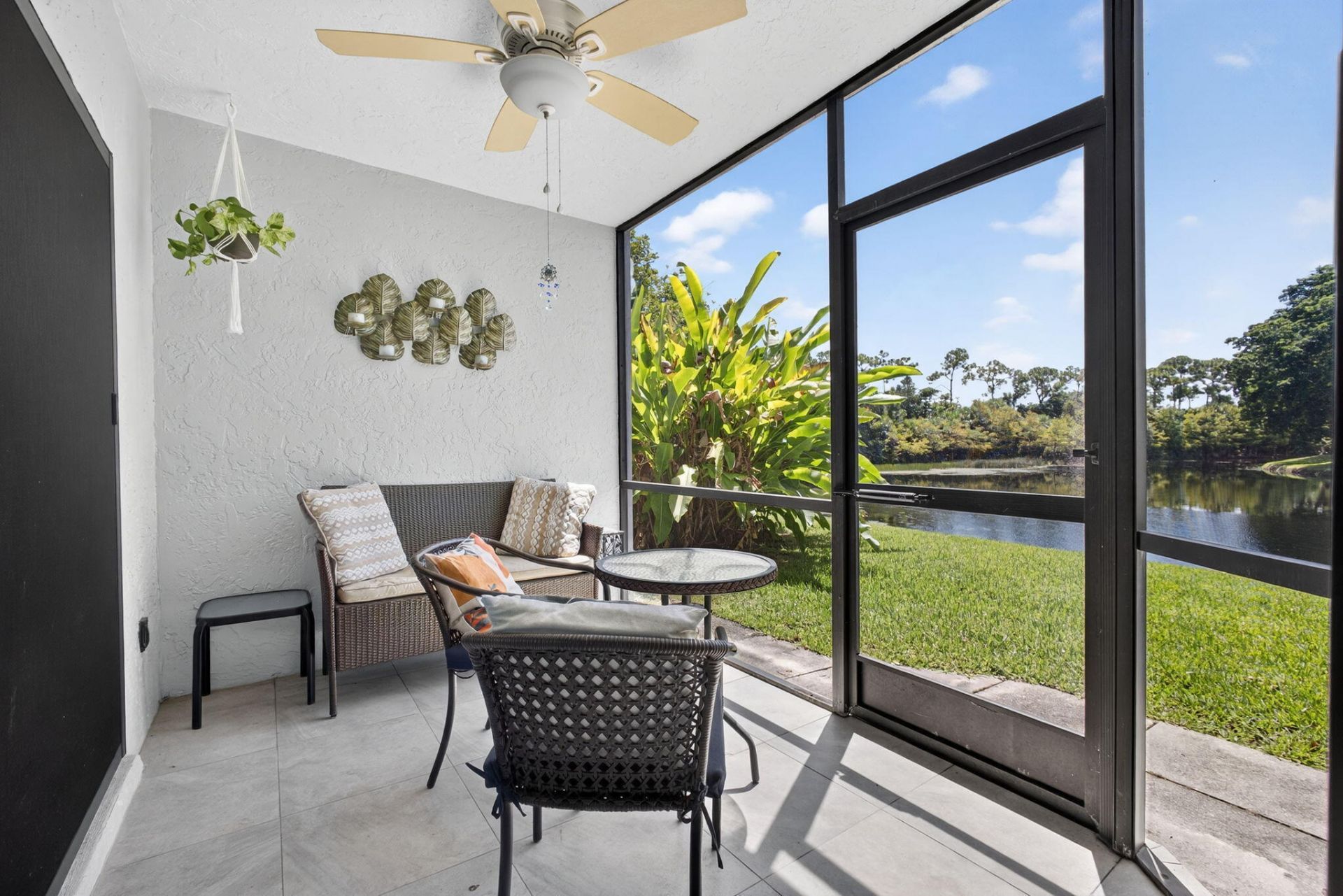 406 Harbour Pointe Way, Greenacres, FL 33413 Photo