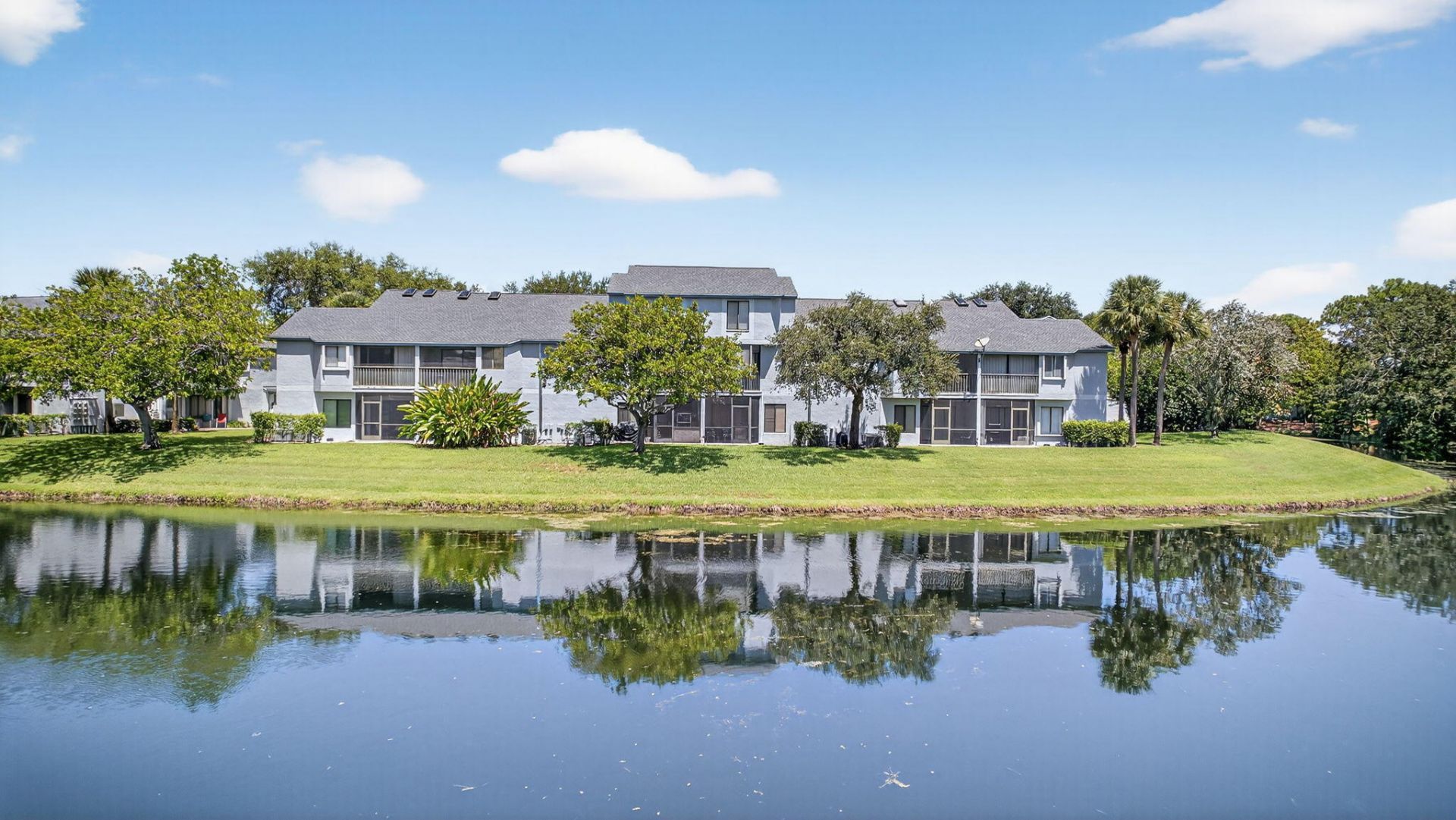 406 Harbour Pointe Way, Greenacres, FL 33413 Photo