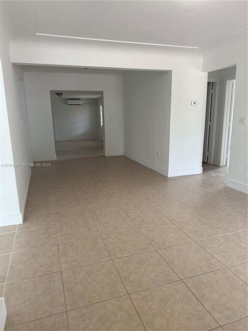 6473 SW 25th St , Miami, FL 33155 Photo