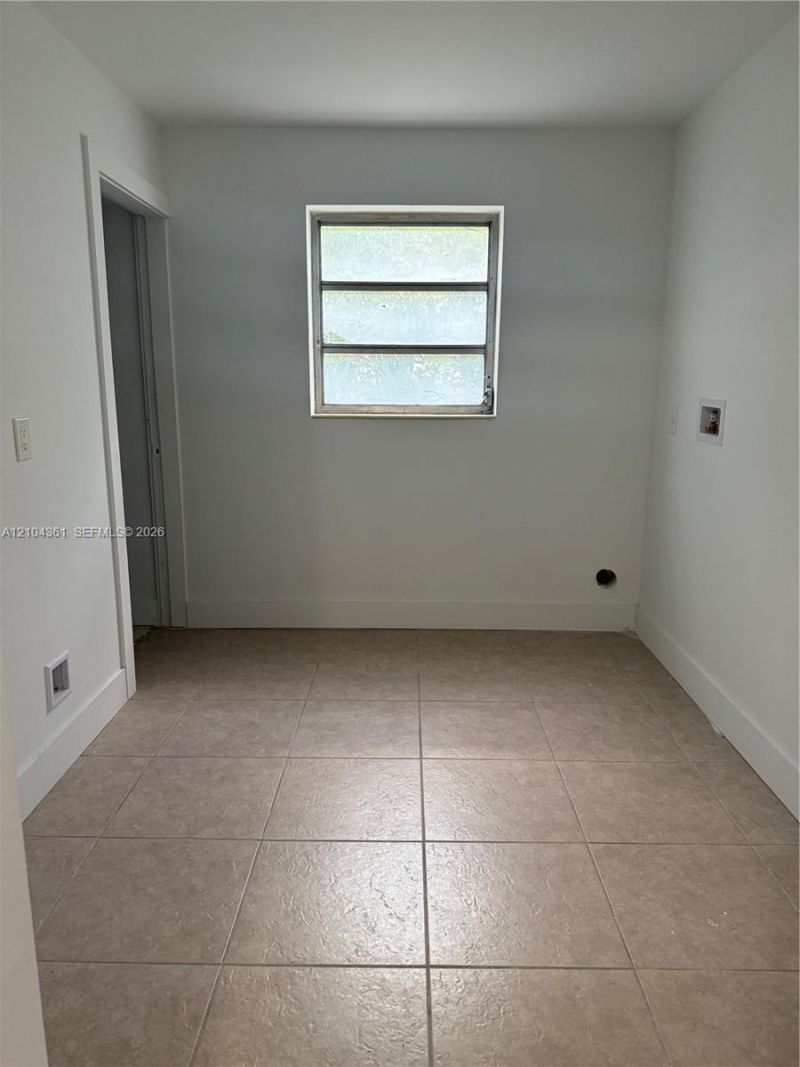 6473 SW 25th St , Miami, FL 33155 Photo