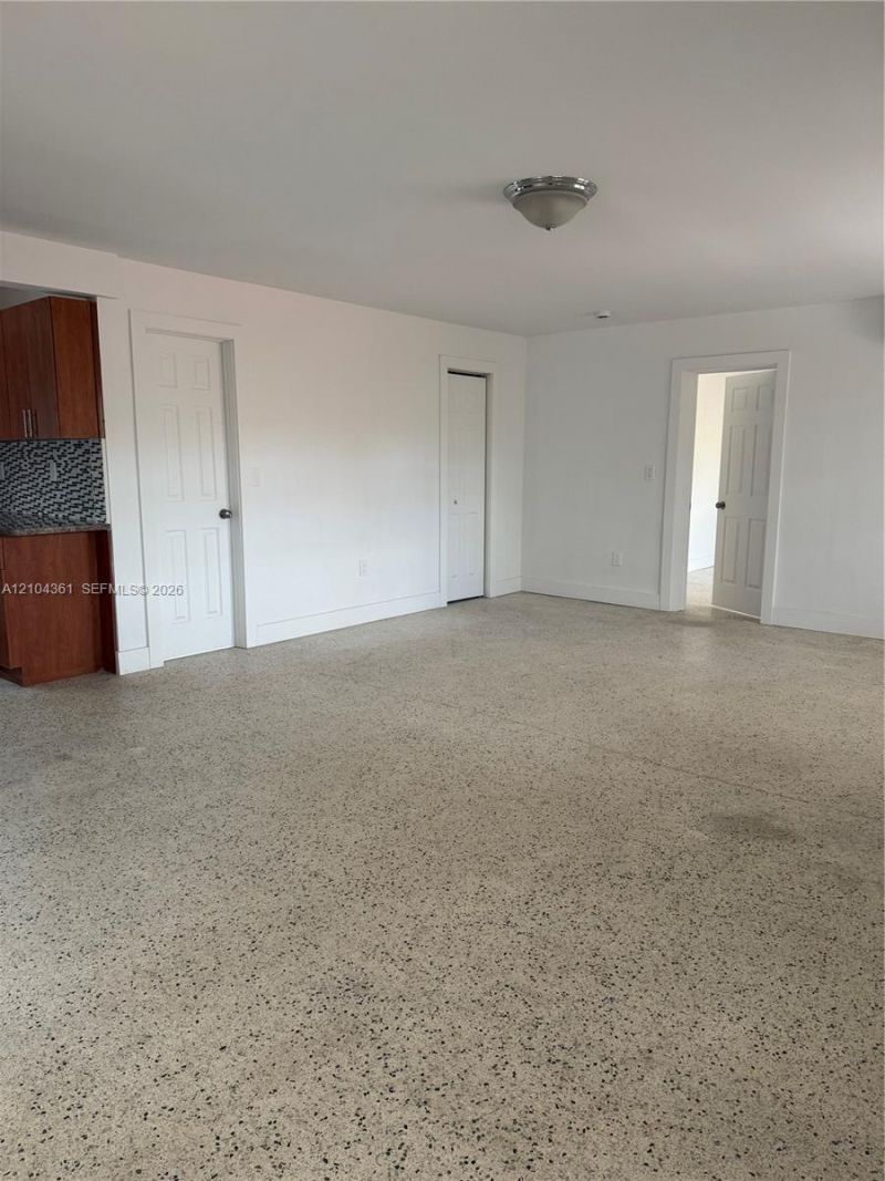 6473 SW 25th St , Miami, FL 33155 Photo