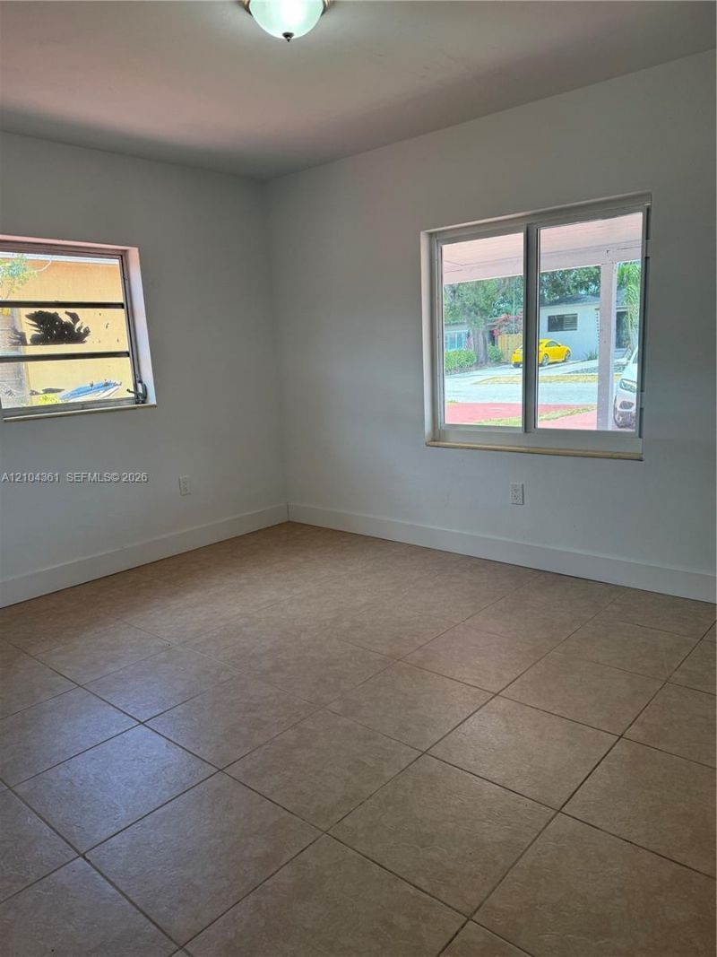 6473 SW 25th St , Miami, FL 33155 Photo