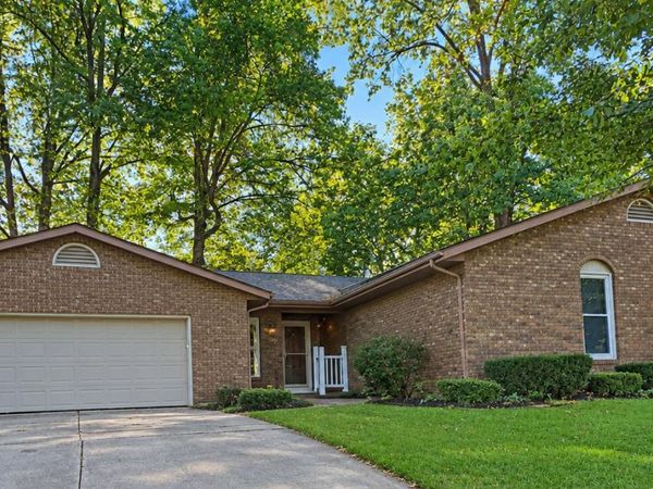 902 Royal Oak Drive, Saint Marys, OH 45885