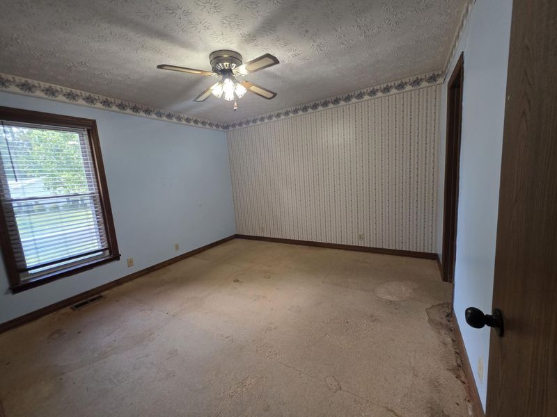 902 Royal Oak Drive, Saint Marys, OH 45885 Photo 10