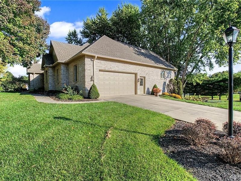 145 Countryside Drive, Troy, OH 45373 Photo 4