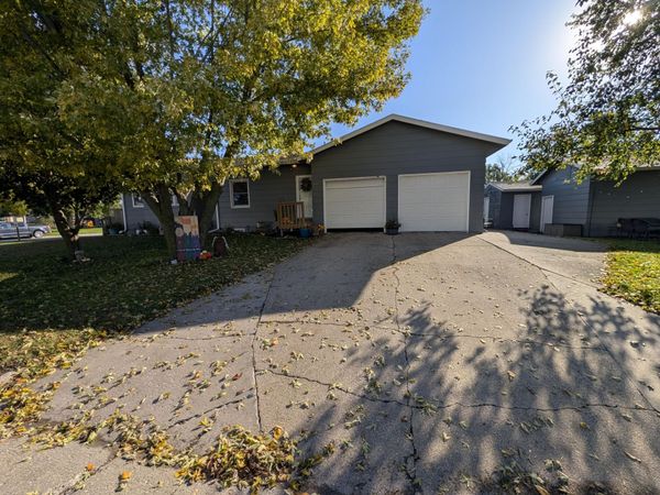 100 Greene Street, Slater, IA 50244
