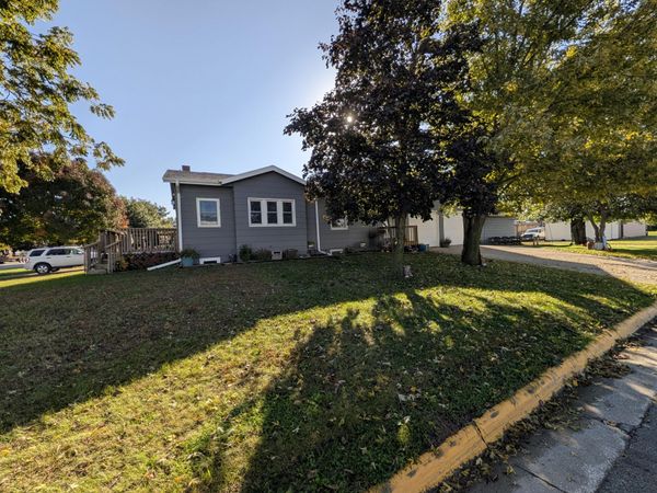 100 Greene Street, Slater, IA 50244