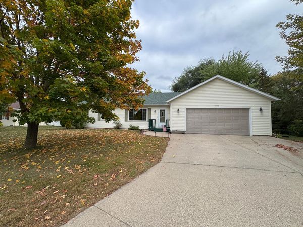 1158 Valley View Road, Lake City, MN 55041