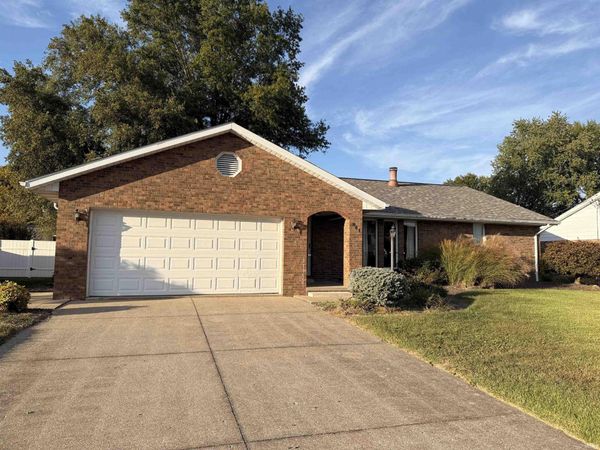 841 Hochgesang Avenue, Jasper, IN 47546