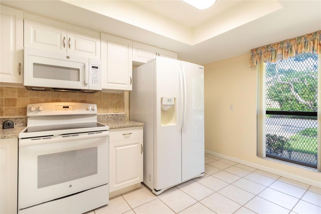 32 Fairway Drive , Unit 32, Debary, FL 32713 Photo