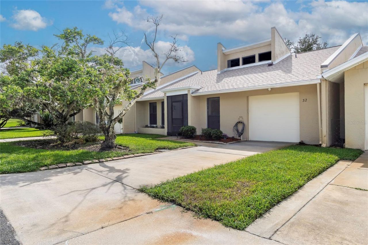 32 Fairway Drive , Unit 32, Debary, FL 32713 Photo