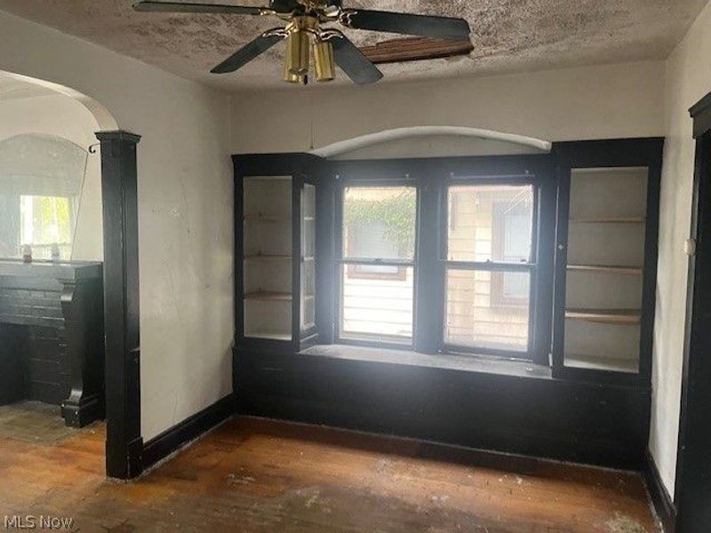 1041 E 147th Street, Cleveland, OH 44110 Photo 4