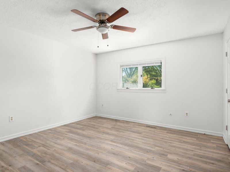 4751 Larkin Drive, Columbus, OH 43231 Photo 12