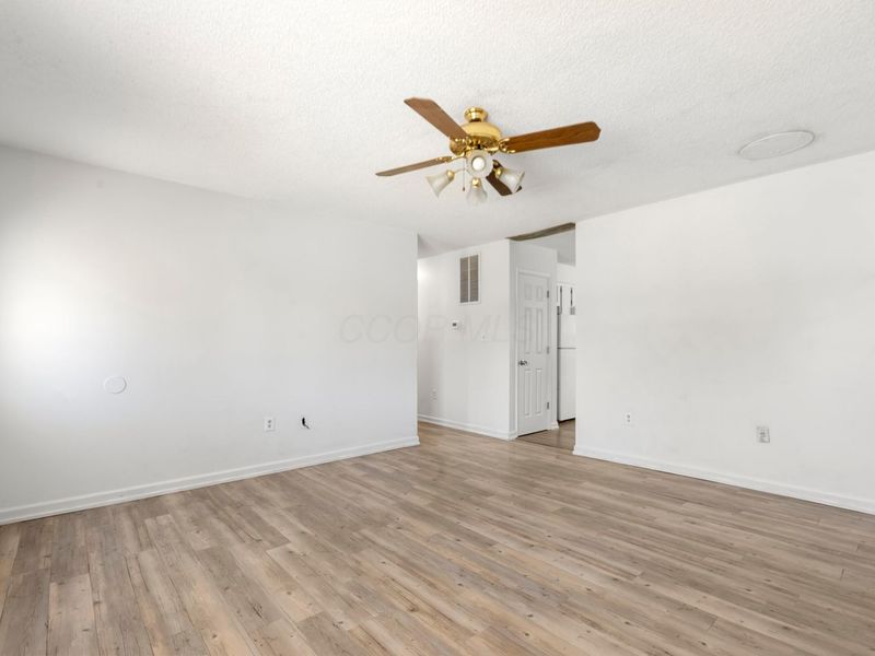4751 Larkin Drive, Columbus, OH 43231 Photo 4