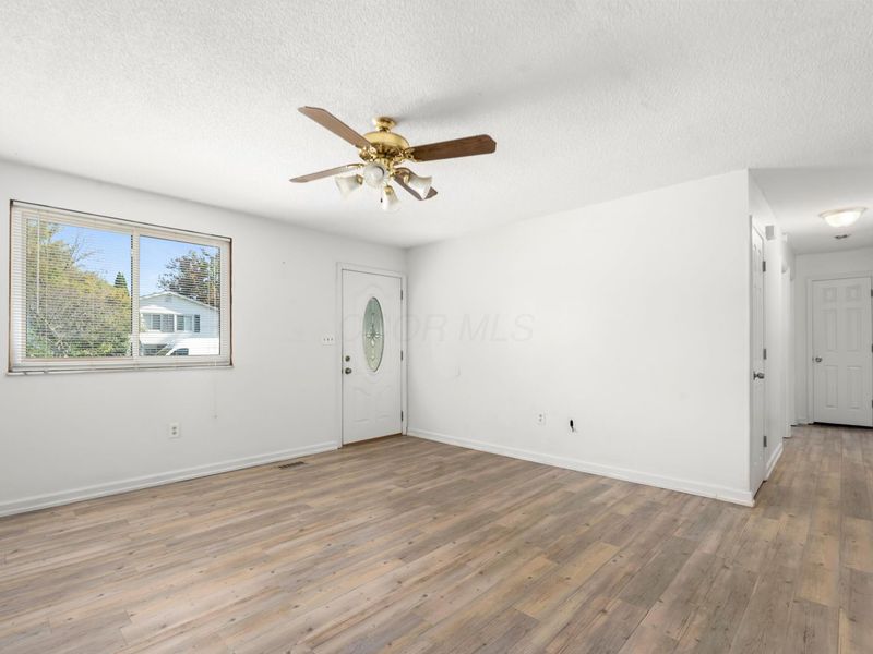 4751 Larkin Drive, Columbus, OH 43231 Photo 5