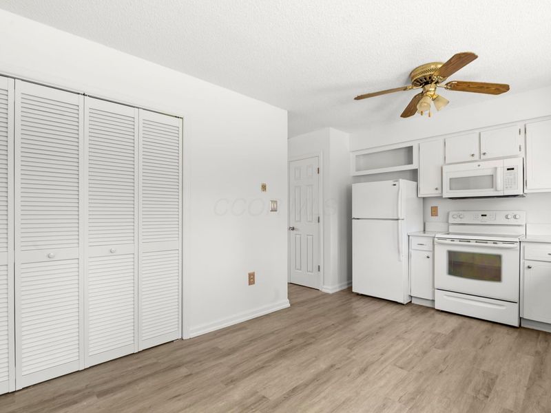 4751 Larkin Drive, Columbus, OH 43231 Photo 9