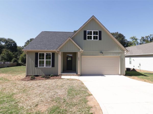 103 Hillcrest Street, Shelby, NC 28152