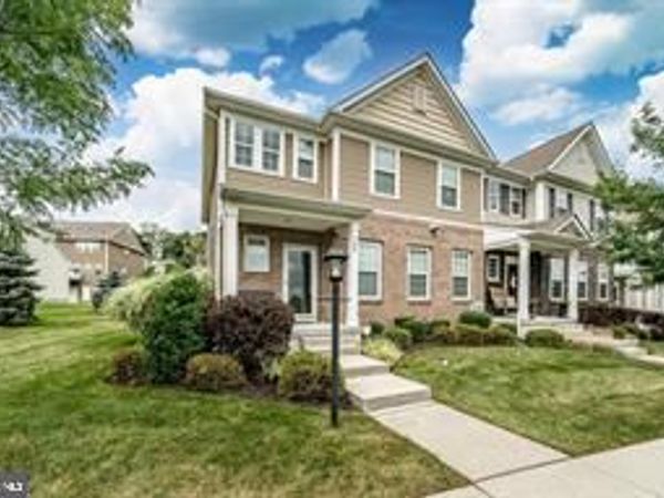 720 SUN VALLEY COURT , CHESTER SPRINGS, PA 19425