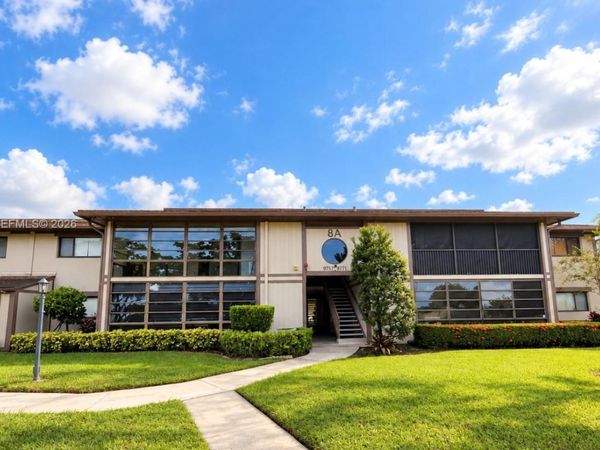 9767 W Mcnab Rd, Unit 215, Tamarac, FL 33321