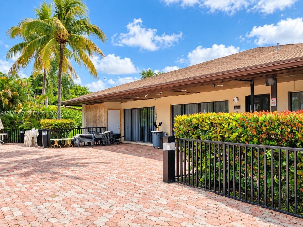 9767 W Mcnab Rd, Unit 215, Tamarac, FL 33321 Photo