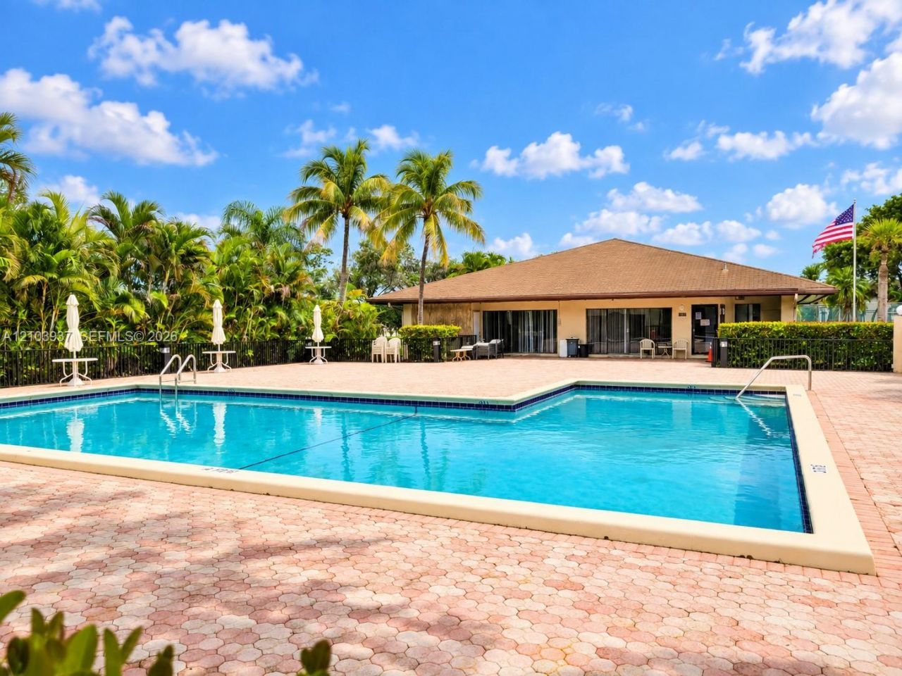 9767 W Mcnab Rd, Unit 215, Tamarac, FL 33321 Photo