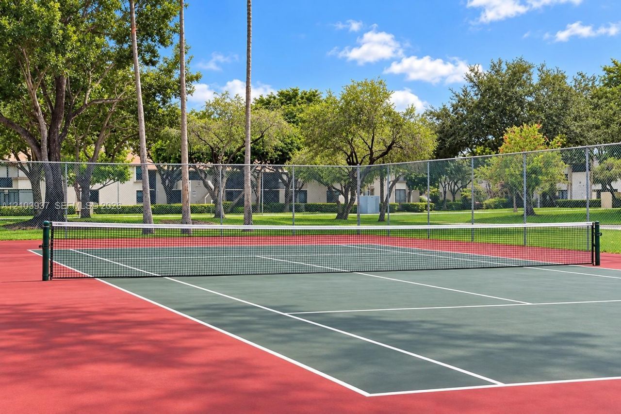 9767 W Mcnab Rd, Unit 215, Tamarac, FL 33321 Photo