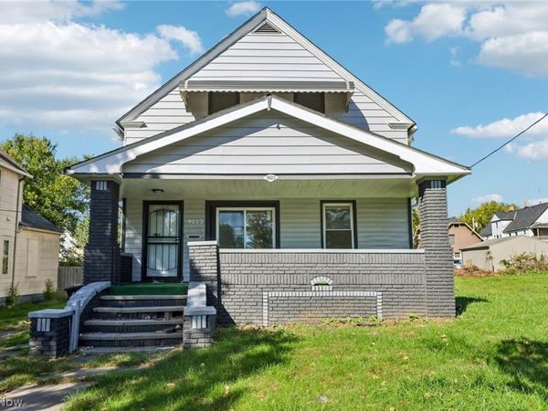9523 Aetna Road, Cleveland, OH 44105