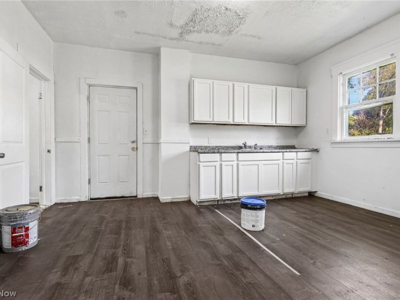 9523 Aetna Road, Cleveland, OH 44105 Photo 10