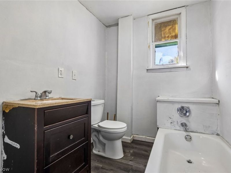 9523 Aetna Road, Cleveland, OH 44105 Photo 13