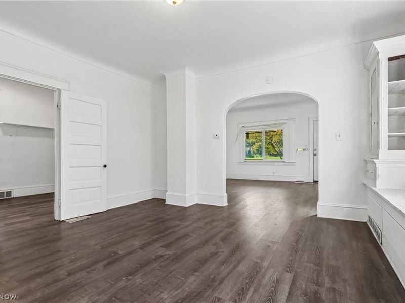 9523 Aetna Road, Cleveland, OH 44105 Photo 6