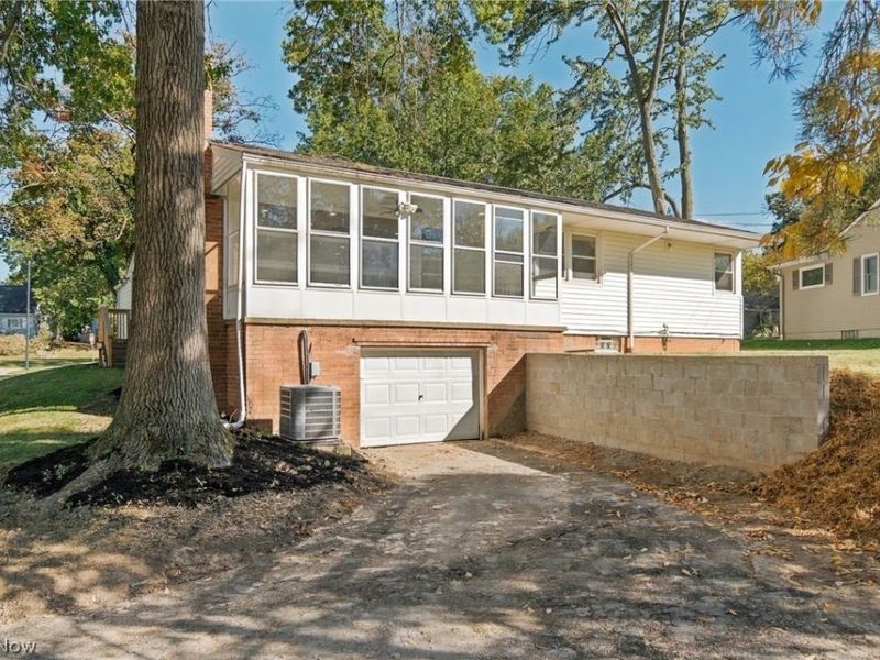 1908 Valley Road, Cuyahoga Falls, OH 44223 Photo 34