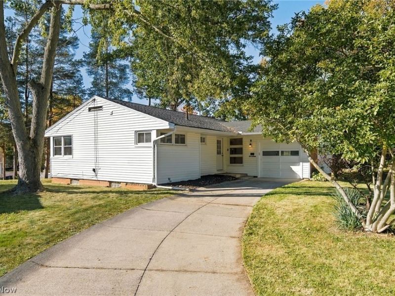 1908 Valley Road, Cuyahoga Falls, OH 44223 Photo 40