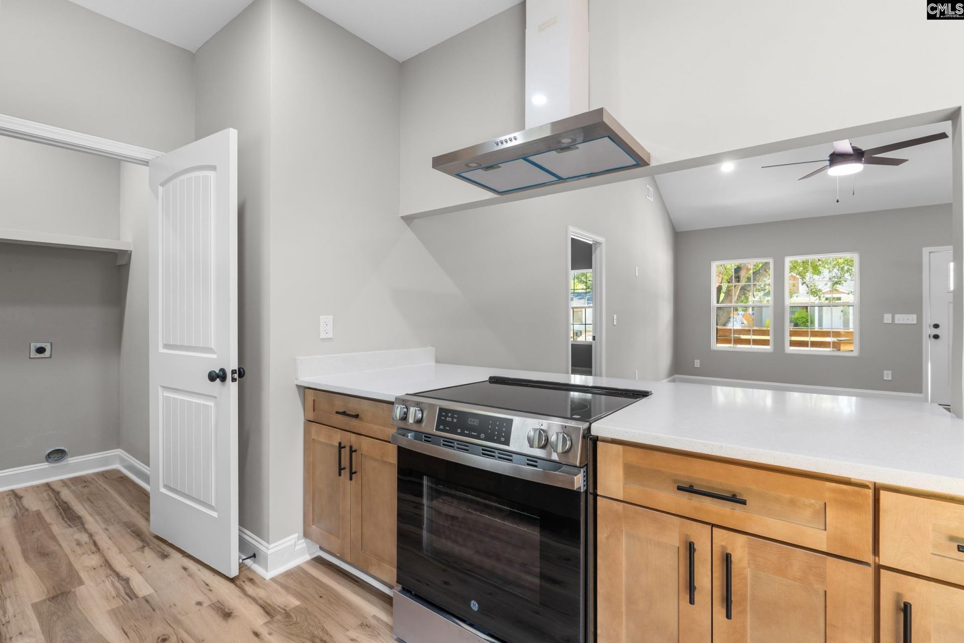 216 Acie Avenue  Photo 10