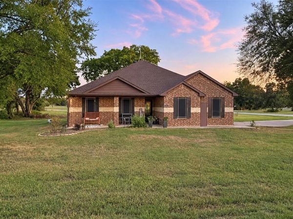 105 Deer Trail, Kerens, TX 75144